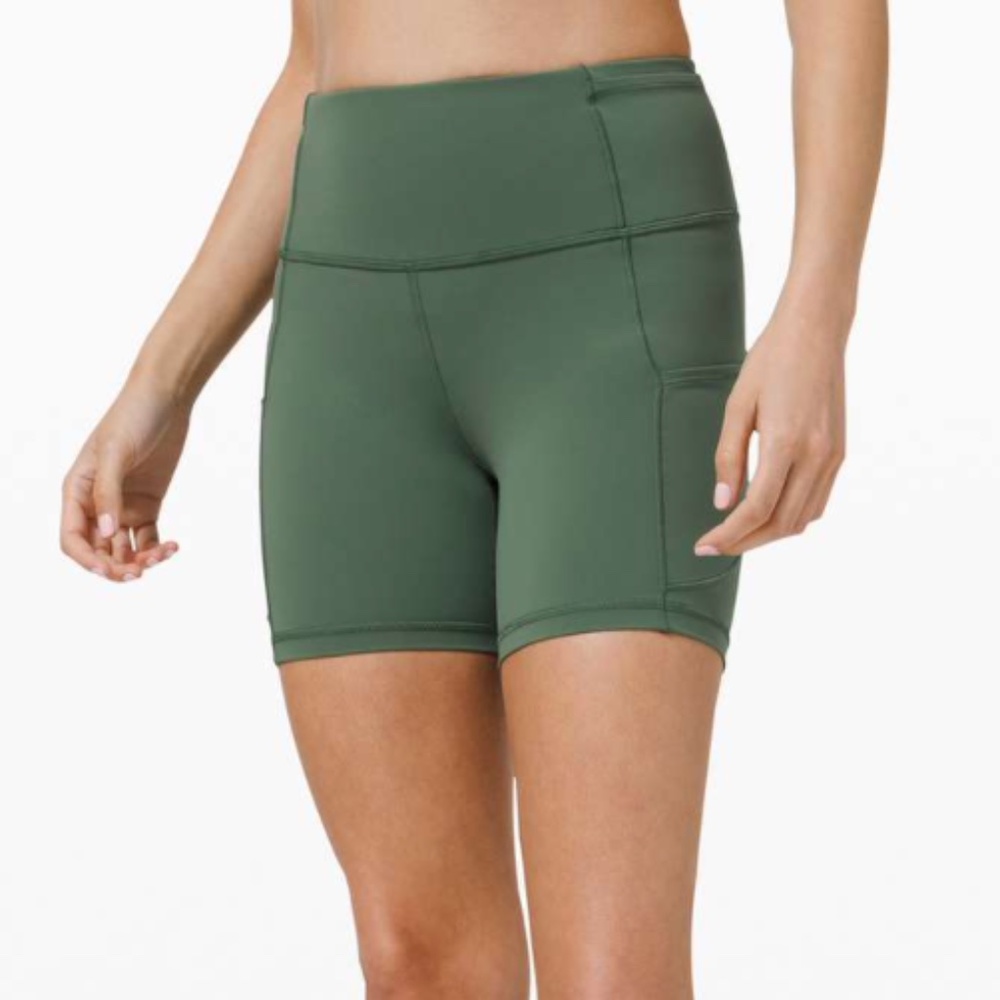 Lululemon Fast and Free Short 6" *Non-Reflective Algae Green Size 2